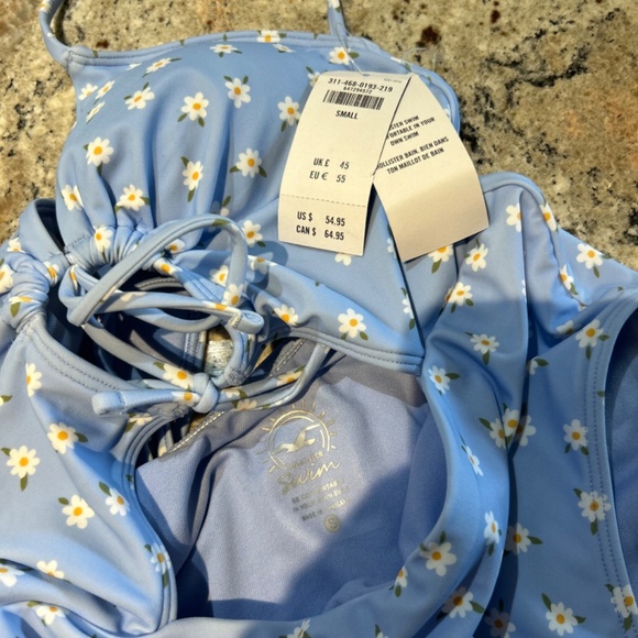 Hollister Blue Daisy One-Piece Cutout Swimsuit - Picture 3 of 3
